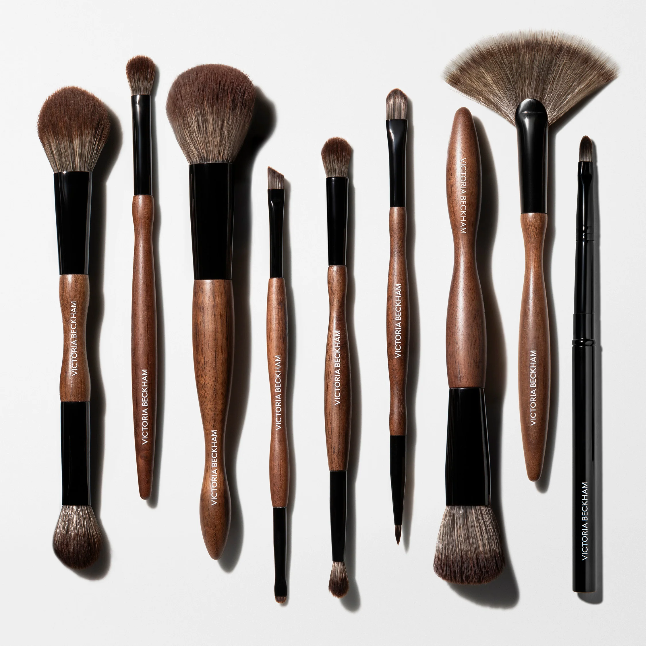 30. Detailed Lip Brush - Image 4